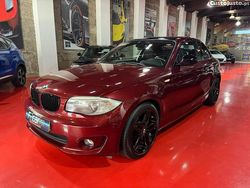 Vermelho Usado 2011 BMW 118 Coupé Sport Line Coupé | € 12.990 (Preço justo)