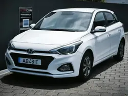 Branco Usado 2020 Hyundai i20 Comfort Citadino | € 12.950 (Bom preço)