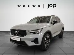 Prateado Usado 2024 Volvo XC40 SUV | € 38.500 (Caro)