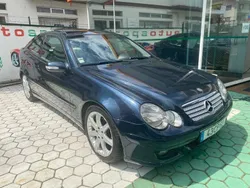 Azul Usado 2004 Mercedes C220 Coupé | € 8.750
