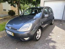 Usado 2005 Ford Fiesta Citadino | € 1.700
