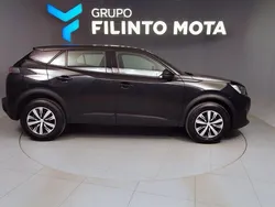 Preto Usado 2023 Peugeot 2008 Active SUV | € 18.290 (Preço justo)