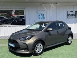 Cinzento Usado 2022 Toyota Yaris | € 17.500 (Preço justo)