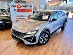 Cinza Usado 2024 Peugeot 408 Allure Sedan | € 26.850 (Preço justo)