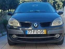 Usado 2008 Renault Grand Scénic II Monovolume | € 3.400