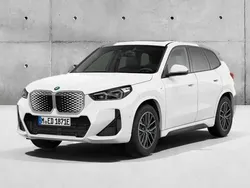 Branco alpine Novo 2025 BMW iX1 Comfort Edition SUV | € 59.315 (Preço justo)