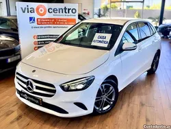 Branco Usado 2019 Mercedes B180 Style Monovolume | € 23.750 (Preço justo)