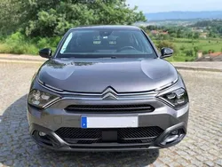 Usado 2023 Citroën C4 Feel Sedan | € 16.900 (Bom preço)