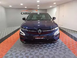 Azul Usado 2023 Renault Mégane Techno | € 27.990 (Preço justo)