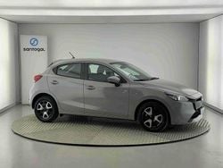 Cinzento Usado 2024 Mazda 2 Center-Line Citadino | € 18.990
