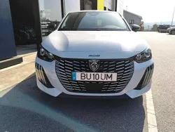 Branco Usado 2025 Peugeot 208 Allure Citadino | € 20.900 (Preço elevado)