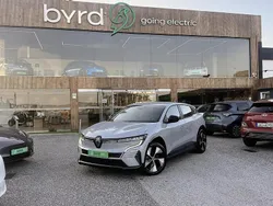 Cinza Usado 2022 Renault Mégane Equilibre SUV | € 24.900 (Preço justo)