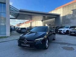 Preto cosmos Usado 2023 Mercedes A200 Progressive Citadino | € 39.900 (Caro)