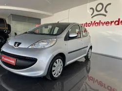 Cinzento Usado 2006 Peugeot 107 Citadino | € 5.500 (Preço elevado)