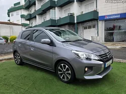 Cinza Usado 2023 Mitsubishi Space Star Edition Citadino | € 17.950 (Caro)