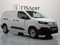 Branco Usado 2024 Fiat Doblò Monovolume | € 21.900 (Preço elevado)