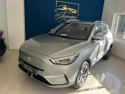 Cinzento Usado 2022 MG ZS Comfort Sedan | € 21.900 (Bom preço)