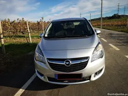 Cinza Usado 2015 Opel Meriva Monovolume | € 8.950