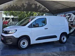 Branco Usado 2025 Opel Combo Monovolume | € 20.750 (Preço justo)