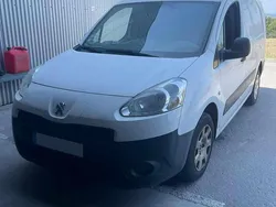 Branco Usado 2013 Peugeot Partner Monovolume | € 3.300 (Super Preço)