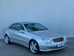 Cinzento Usado 2002 Mercedes CLK270 Coupé | € 7.950 (Preço justo)
