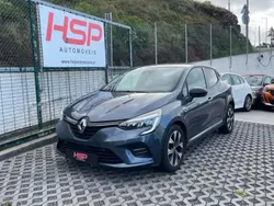 Cinza escuro Usado 2022 Renault Clio V LIMITED | € 16.990 (Preço justo)