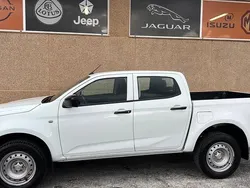Branco Usado 2022 Isuzu D-Max Pickup | € 34.950 (Preço elevado)