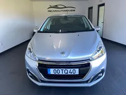 Cinza Usado 2017 Peugeot 208 Style Citadino | € 11.999 (Preço justo)