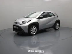 Prata Usado 2023 Toyota Aygo Play Citadino | € 17.990 (Caro)