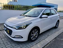 Usado 2016 Hyundai i20 Style Sedan | € 7.600 (Bom preço)