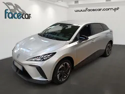 Cinzento Usado 2024 MG MG4 EV Citadino | € 24.500 (Preço justo)