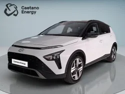 Atlas white/phantom black metalizado Usado 2024 Hyundai Bayon Premium SUV | € 21.900 (Preço elevado)