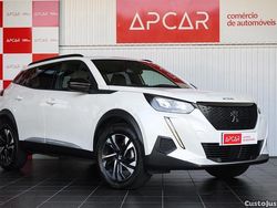 Branco Usado 2023 Peugeot 2008 Allure SUV | € 18.900 (Preço justo)