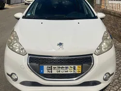 Usado 2014 Peugeot 208 Citadino | € 8.000 (Preço justo)