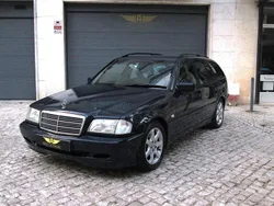 Azul Usado 2000 Mercedes C200 Classic Carrinha | € 3.990