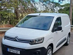 Branco Usado 2020 Citroën Berlingo Monovolume | € 15.000 (Preço justo)