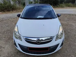 Branco Usado 2011 Opel Corsa Enjoy | € 4.999 (Bom preço)