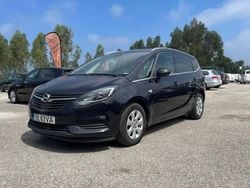 Azul Usado 2018 Opel Zafira Innovation Monovolume | € 15.900 (Preço justo)