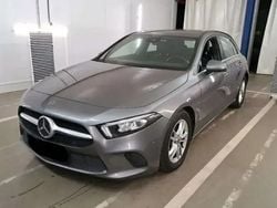 Cinzento Usado 2018 Mercedes C180 AMG line Carrinha | € 21.895 (Bom preço)