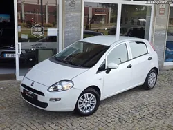 Branco Usado 2016 Fiat Punto Easy Citadino | € 7.750 (Bom preço)