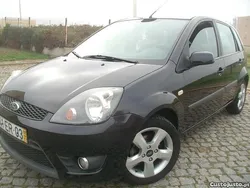 Preto Usado 2007 Ford Fiesta ST-Line Citadino | € 3.699 (Bom preço)