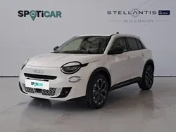 Branco Usado 2024 Fiat 600 La Prima SUV | € 25.500 (Bom preço)