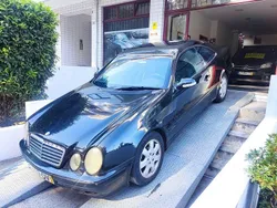 Usado 2000 Mercedes CLK200 | € 3.750 (Caro)