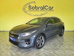 Cinzento (metalizado) Usado 2022 Kia XCeed SUV | € 24.500 (Caro)