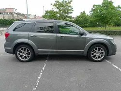 Cinzento Usado 2013 Fiat Freemont SUV | € 11.900 (Bom preço)