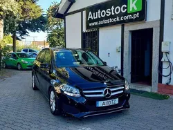 Preto Usado 2017 Mercedes B180 Urban Monovolume | € 14.990 (Bom preço)