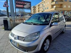 Cinzento Usado 2006 Renault Scénic II Monovolume | € 2.499 (Preço justo)