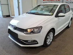 Branco Usado 2015 VW Polo Citadino | € 10.900 (Bom preço)