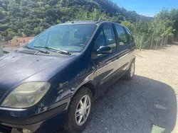 Usado 2001 Renault Scénic Monovolume | € 1.750