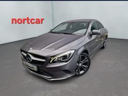 Cinza Usado 2017 Mercedes CLA180 Urban Sedan | € 19.900 (Bom preço)